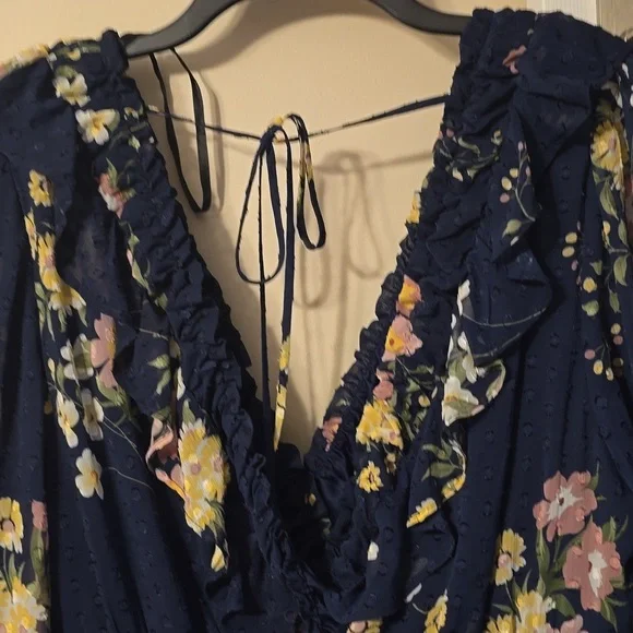 Premier Amour Navy long sleeve lined maxi dress. Front and back deep v neck line - Picture 7 of 8